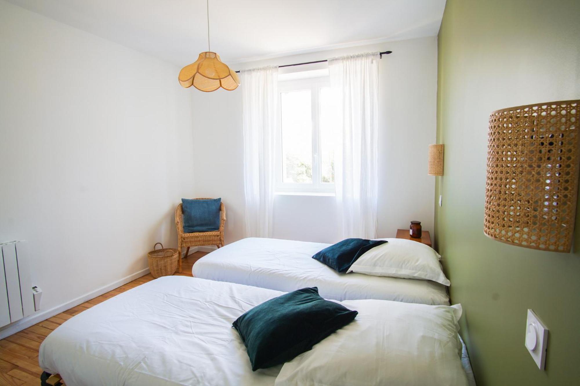 -Le Sentier- Elegant T3 Avec Jardin Proche Mer 孔卡尔诺 外观 照片